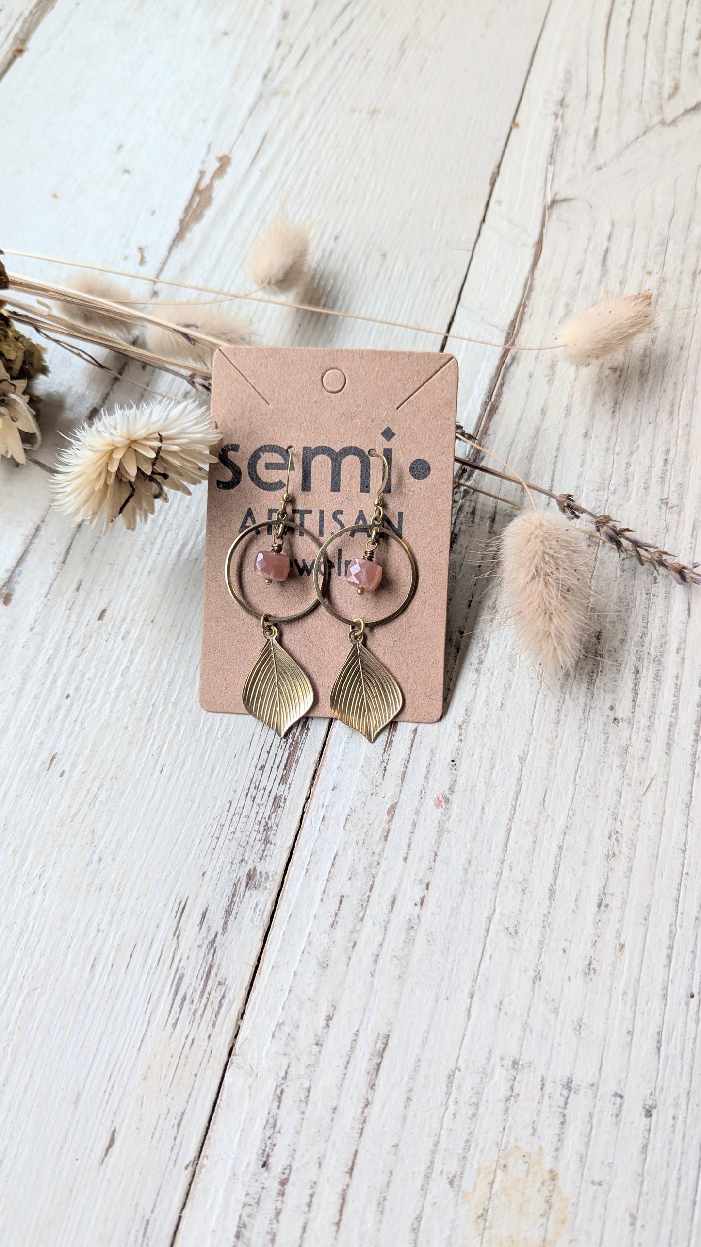 semi•ARTISAN Jewelry Subscription