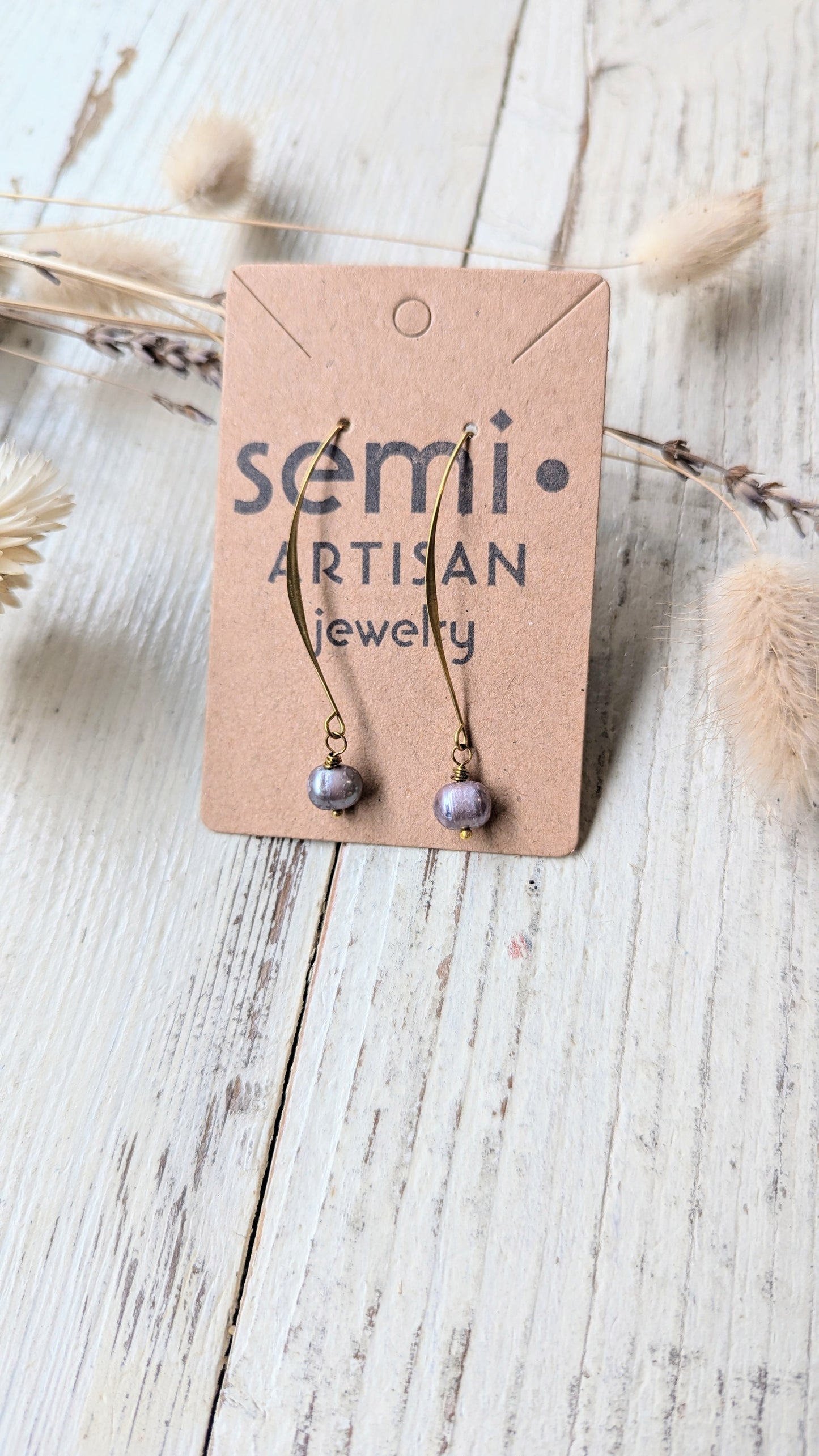 semi•ARTISAN Jewelry Subscription