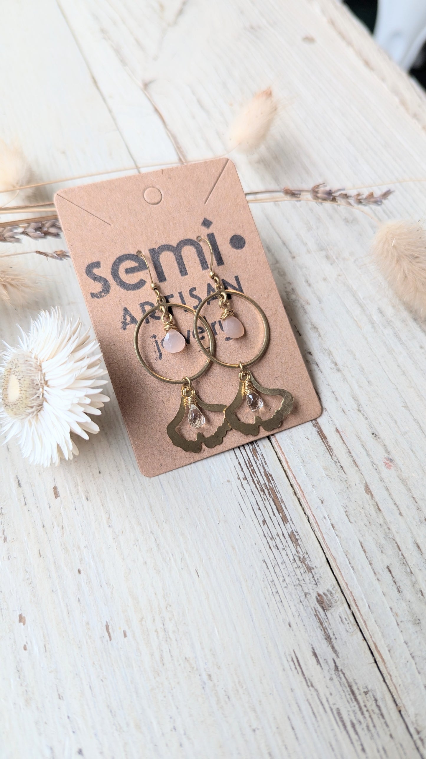 semi•ARTISAN Jewelry Subscription