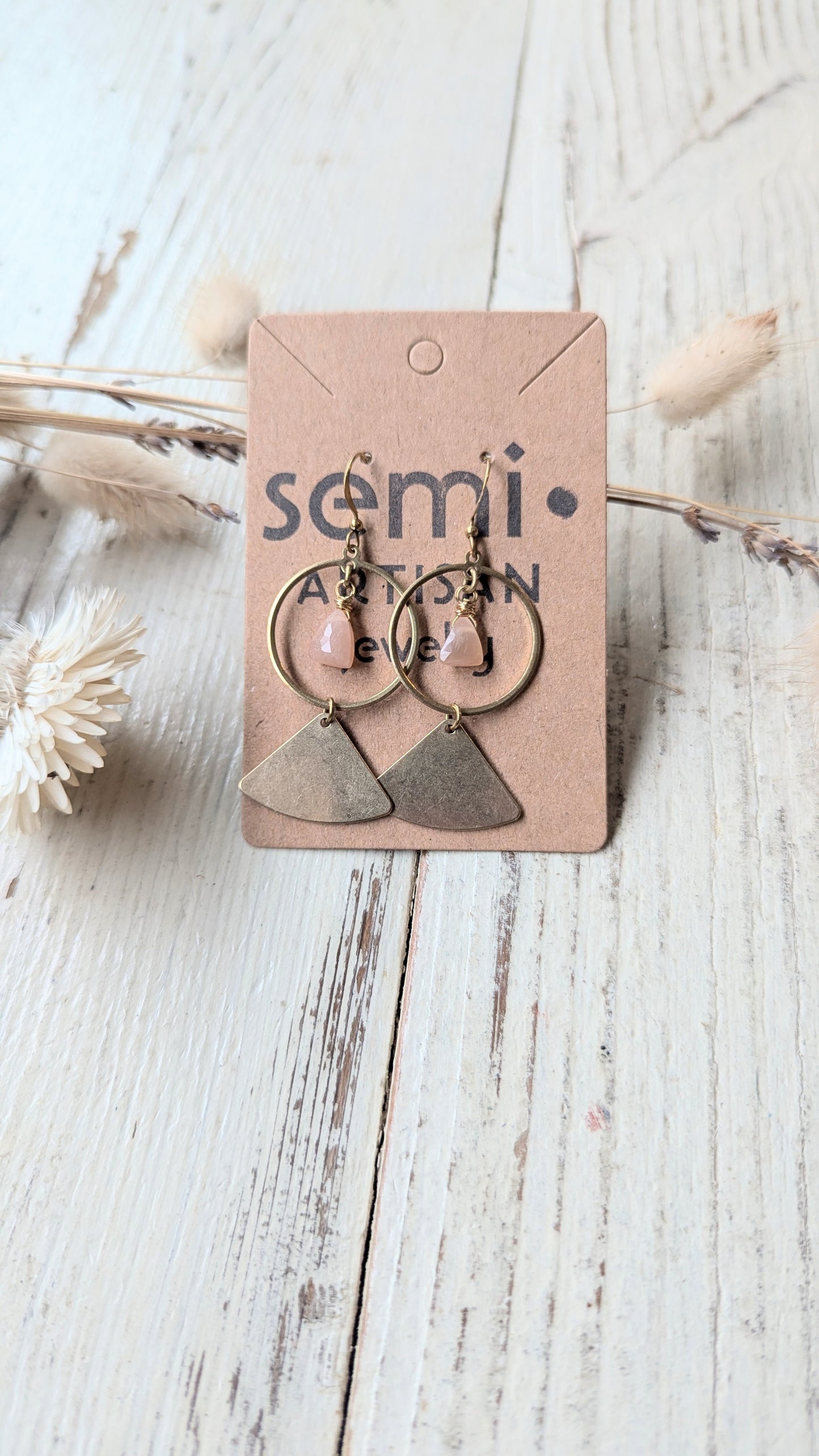 semi•ARTISAN Jewelry Subscription