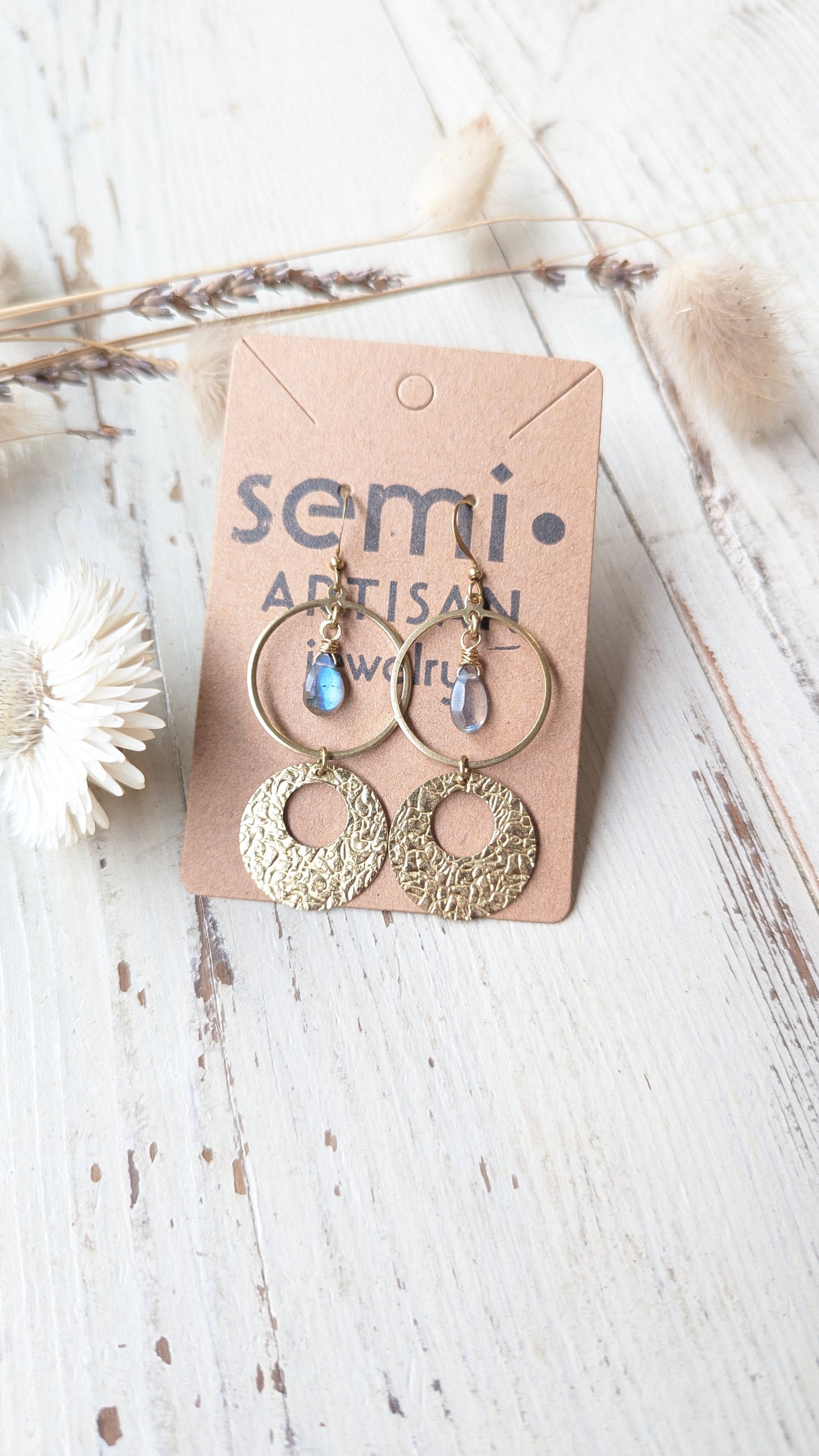 semi•ARTISAN Jewelry Subscription